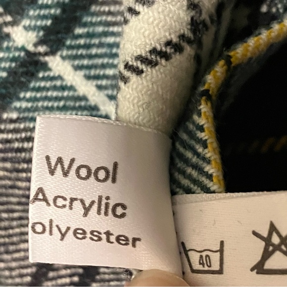 Blarney Wool Blend Irish Plaid Skirt - Picture 10 of 11